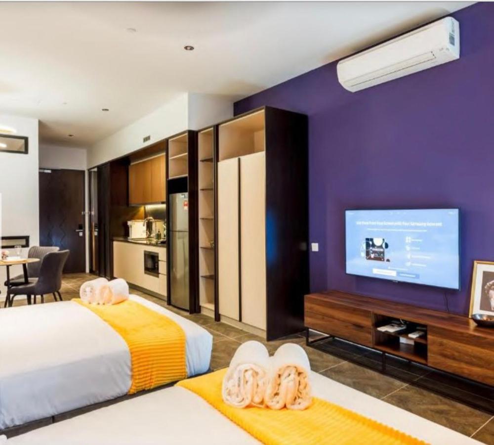 Scarletz Suites Klcc By Gc Luxury Suites Куала-Лумпур Экстерьер фото