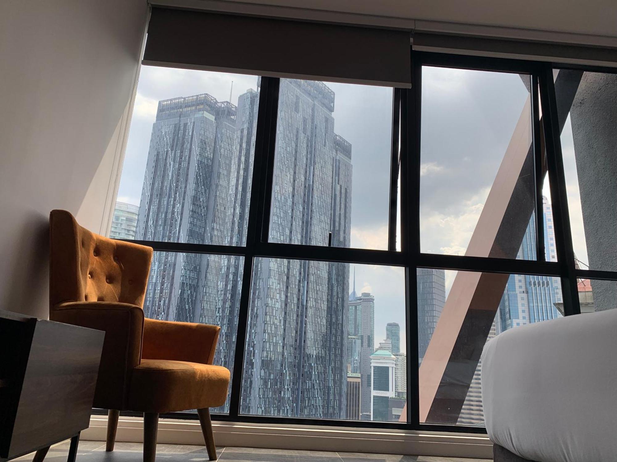 Scarletz Suites Klcc By Gc Luxury Suites Куала-Лумпур Экстерьер фото