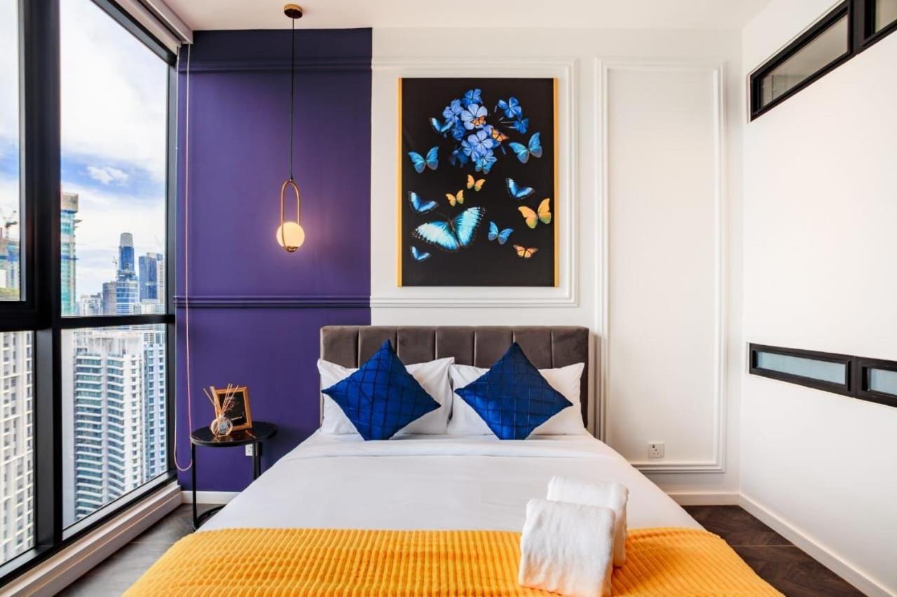 Scarletz Suites Klcc By Gc Luxury Suites Куала-Лумпур Экстерьер фото