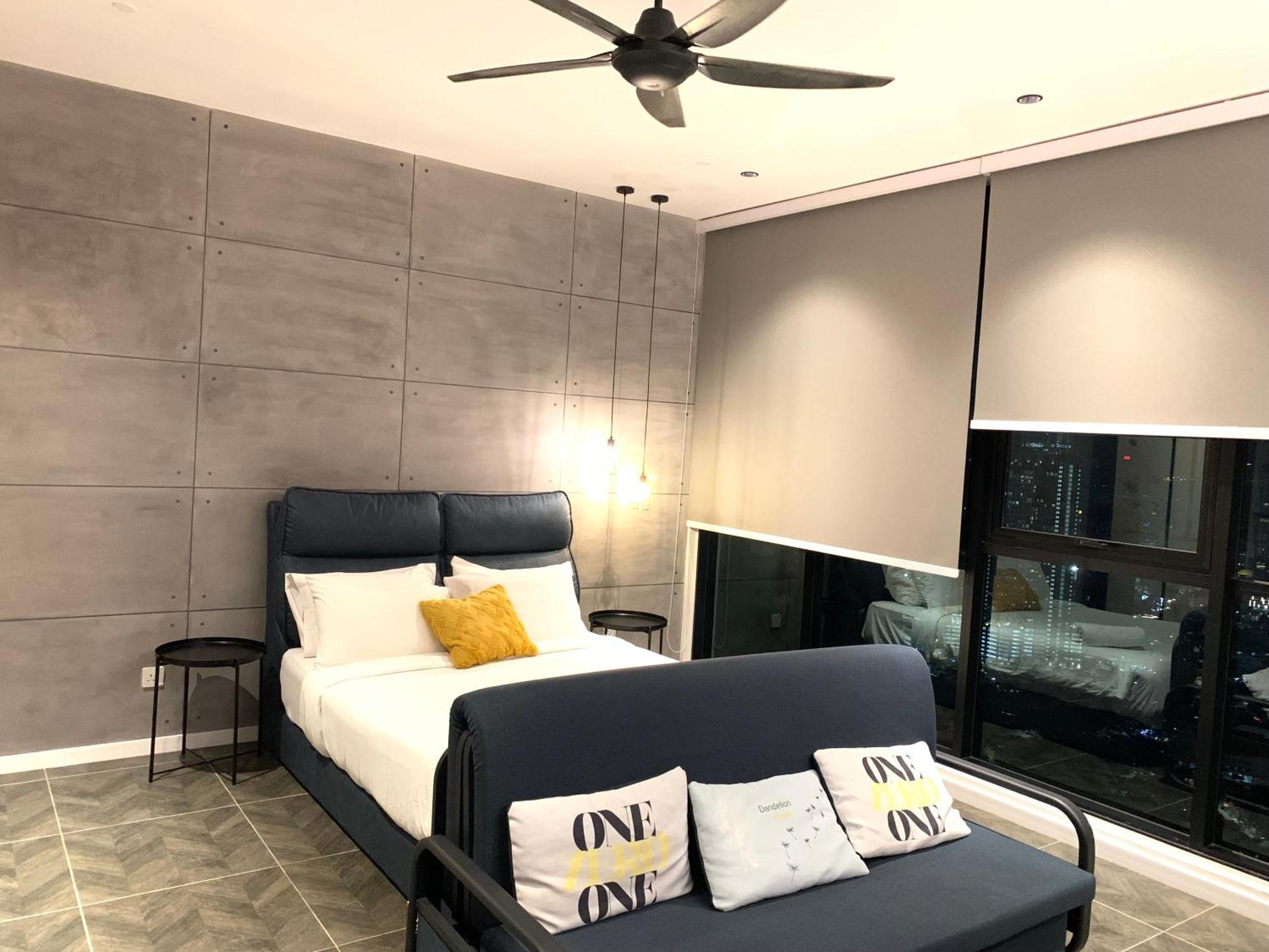 Scarletz Suites Klcc By Gc Luxury Suites Куала-Лумпур Экстерьер фото